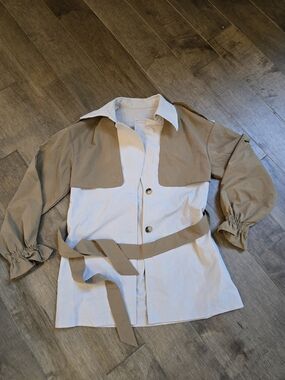 SHEIN TRENCH STYLE White/IVORY Shirt/jacket  with Beige Trim and Belt